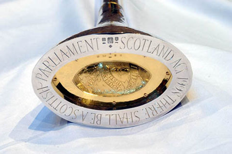 Holyrood Mace : Wisdom, Justice, Compassion and Integrity. Three Go To Holyrood. 